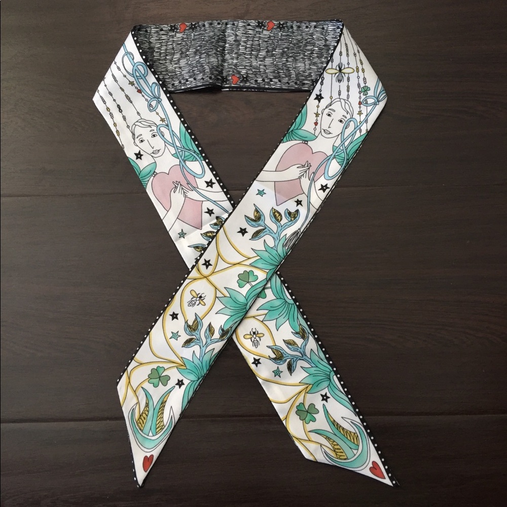 *BN* L’AmOuR MiTzVaH LoVeRs HeArTs TwiLLY ScArF